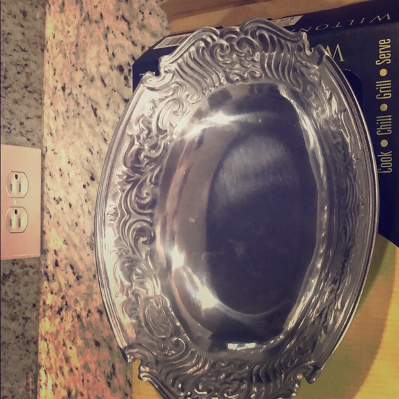 Wilton Armetale - Picture 1 of 2